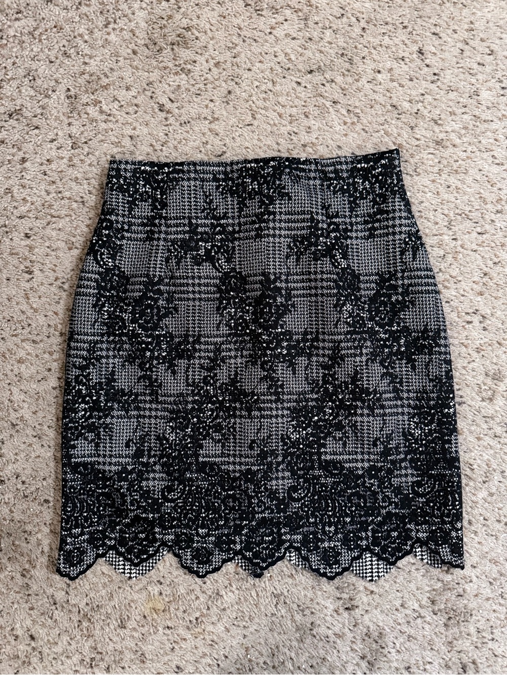 Zara Basic Houndstooth Plaid Mini/Pencil Skirt with Black Floral Lace Overlay